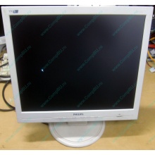 Монитор 17" TFT Philips 170S с битым пикселем в Петропавловске-Камчатском, белый (Петропавловск-Камчатский)