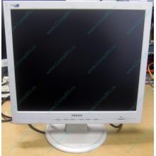 Монитор 17" TFT Philips 170S с битым пикселем в Петропавловске-Камчатском, белый (Петропавловск-Камчатский)